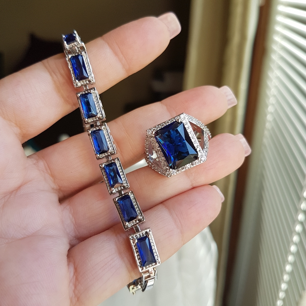 Swarovski Elements 925 Sterling Silver Emerald-cut Blue Pendant Necklace NEW - Picture 8 of 17
